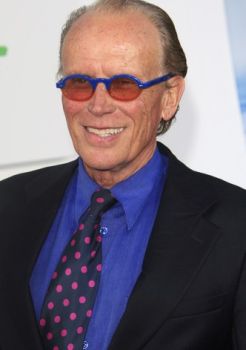 Peter Weller