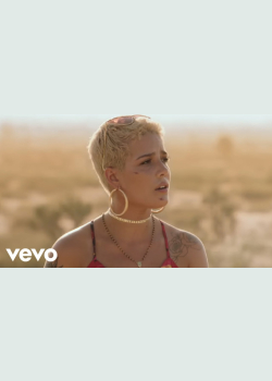 Halsey - Bad At Love
