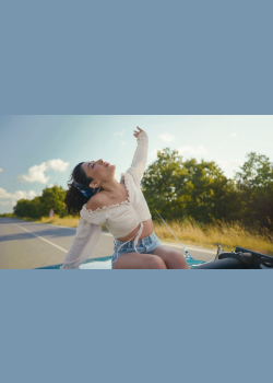 Melek Mosso - Hayatım Kaymış