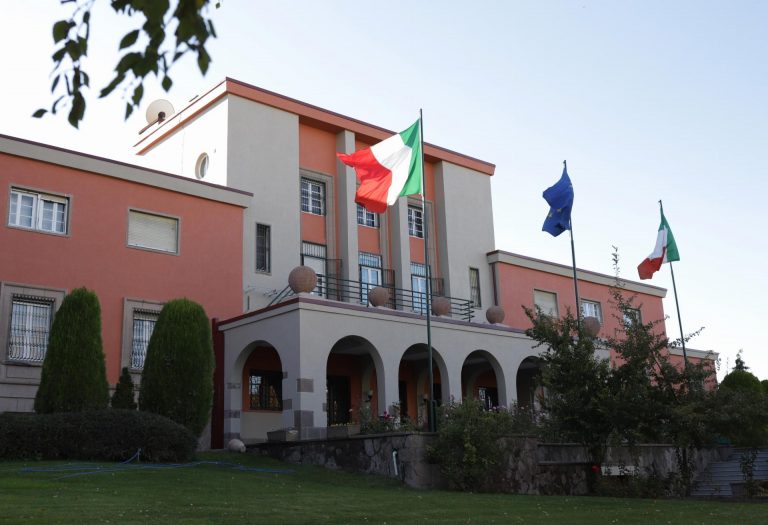 İtalya Başkonsolosluğu Bahçesi