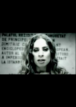 Zeynep Casalini - Duvar (Official Video)