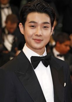 Woo Shik Choi