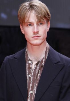 Louis Hofmann