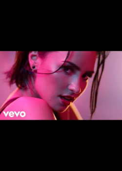 Demi Lovato - Cool for the Summer (Official Video)