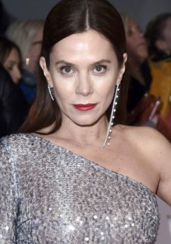 Anna Friel