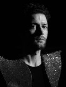 Şamil Bora