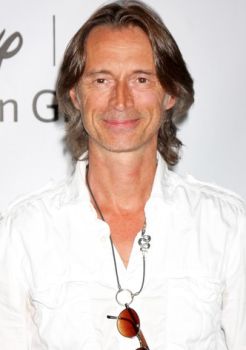 Robert Carlyle