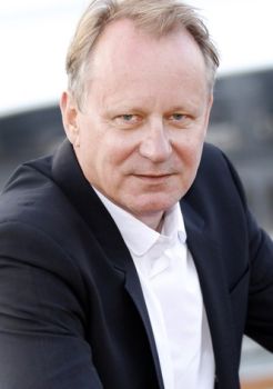 Stellan Skarsgård