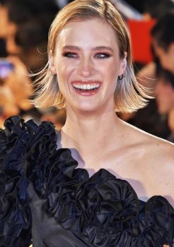 Mackenzie Davis