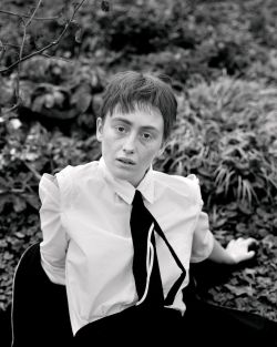 Bobbi Salvör Menuez