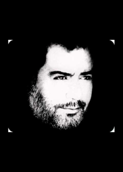 Ahmet Kaya-Metrisin Önünde