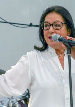 Nana Mouskouri - Momente ihres Lebens