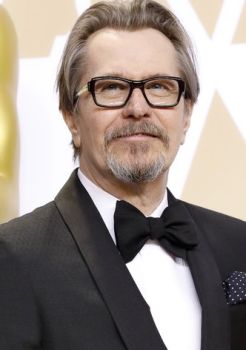 Gary Oldman