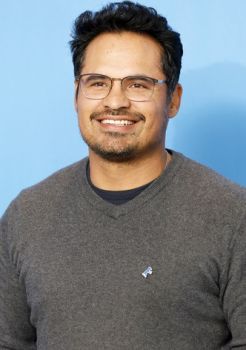 Michael Peña