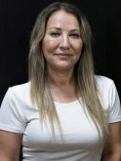 Esra Turhan