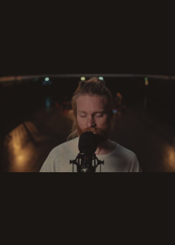 Sam Ryder - Tiny Riot (Live From York Hall)