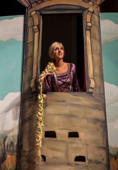 Rapunzel ile Beyaz Atlı Prensi