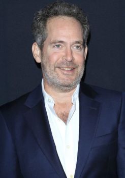 Tom Hollander