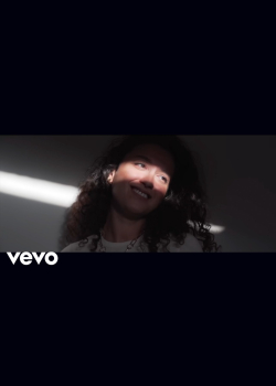 Melike Şahin - Uykumun Boynunu Bükme