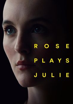 Rosa Julie'yi Oynuyor