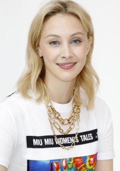 Sarah Gadon