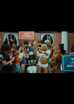 Sexyy Red ft. Chief Keef - Bow Bow Bow (F My Baby Dad) (Official Video)